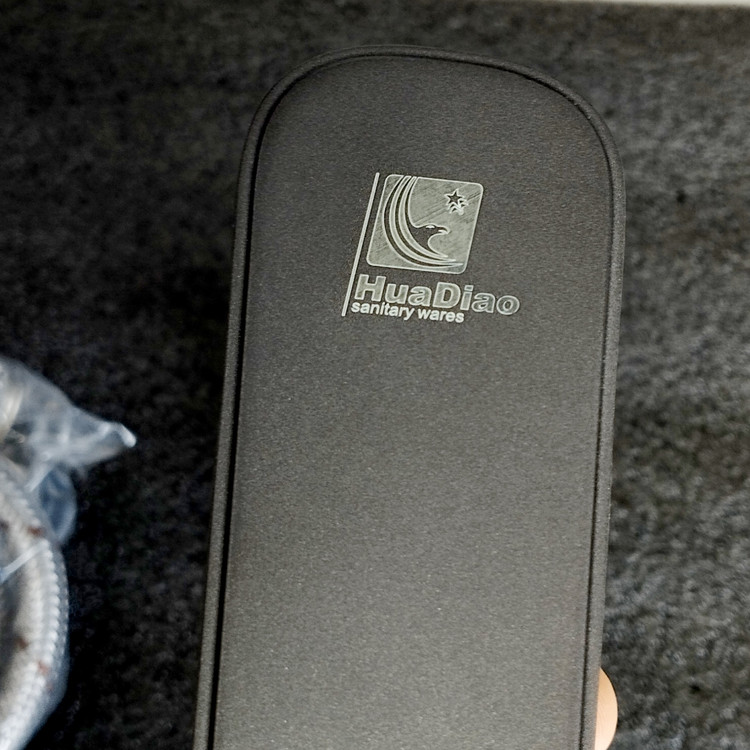 شیر روشویی برند هوادیائو رنگ دودی