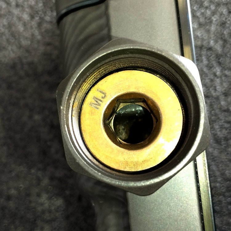 دوش حمام پیانویی نمایشگردار برند هوادیائو 520Q _ رنگ دودی برند هوادیائو