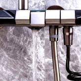 دوش حمام لوکس با طراحی پیانویی و نمایشگر دیجیتال دما و زمان