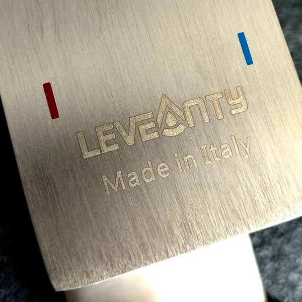 نصب شیر ظرفشویی LEVEANTY در آشپزخانه مدرن