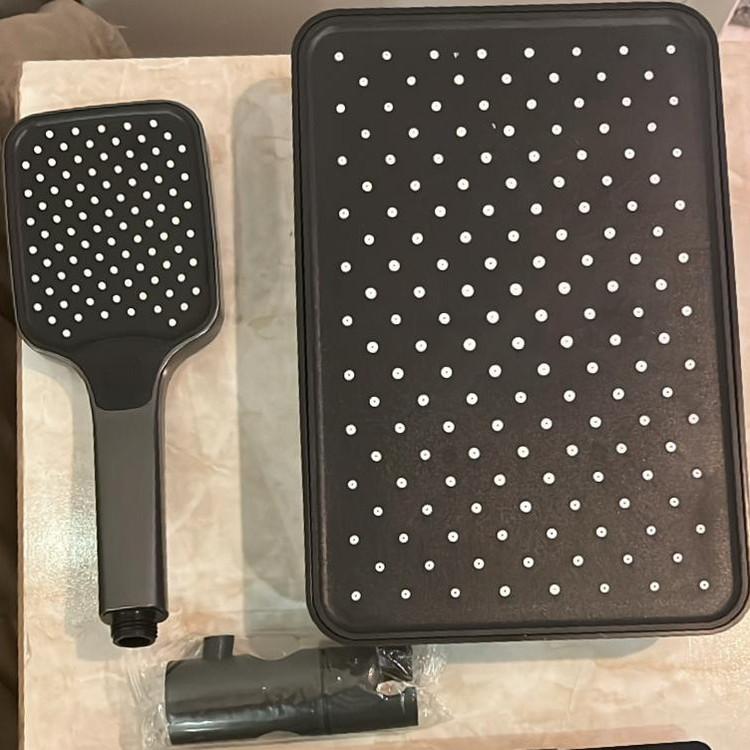 سر دوش تلفنی و بارانی